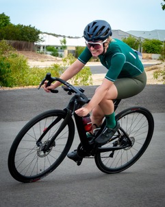 Amy Ross Bikefit Physiotherapist Perth competing in a cycling race