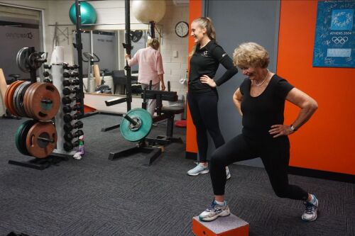 GLA:D arthritis rehabilitation class at Star Physio Perth helping patients improve knee and hip strength